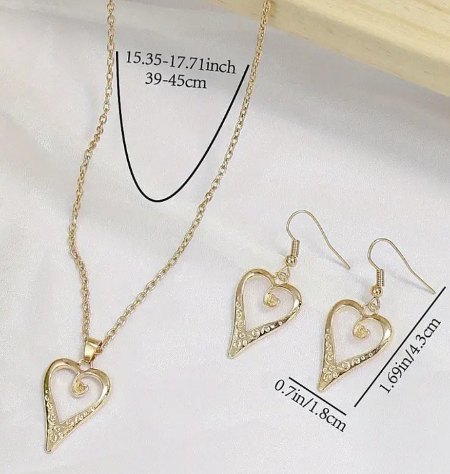 Swirled Hollowed Heart Gold Plated Earrings And Necklace Set