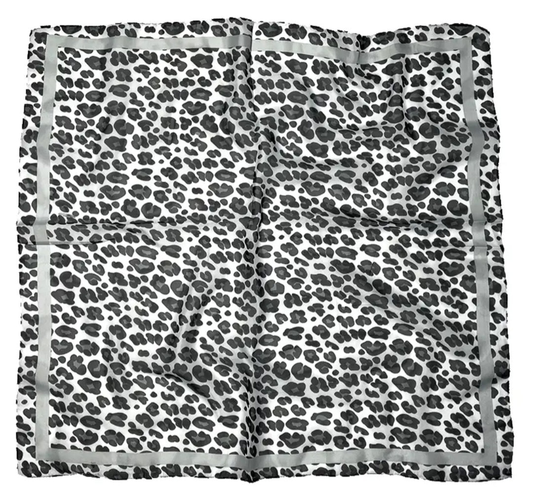 Lightweight Polyester Grey Leopard Print Scarf