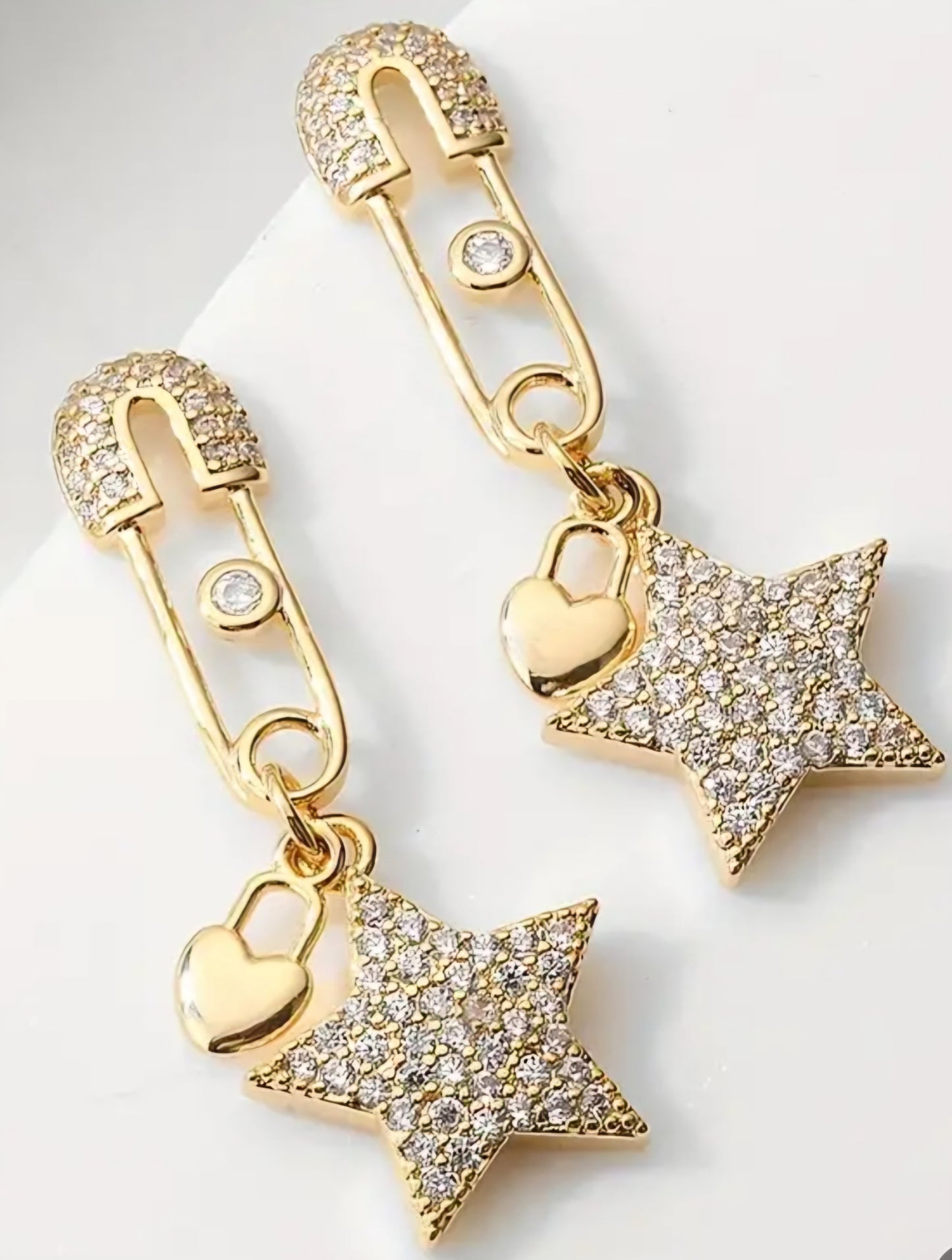 Sparkly Gold Plated Rhinestone Inlay Safety Pin Heart Charm Star Design Drop Earrings