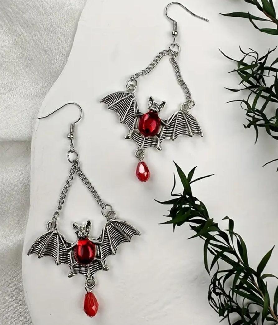 Chain Dangle Antique Silver Look Gothic Halloween Vampire Bat Wing Red Blood Drop Dangle Earrings