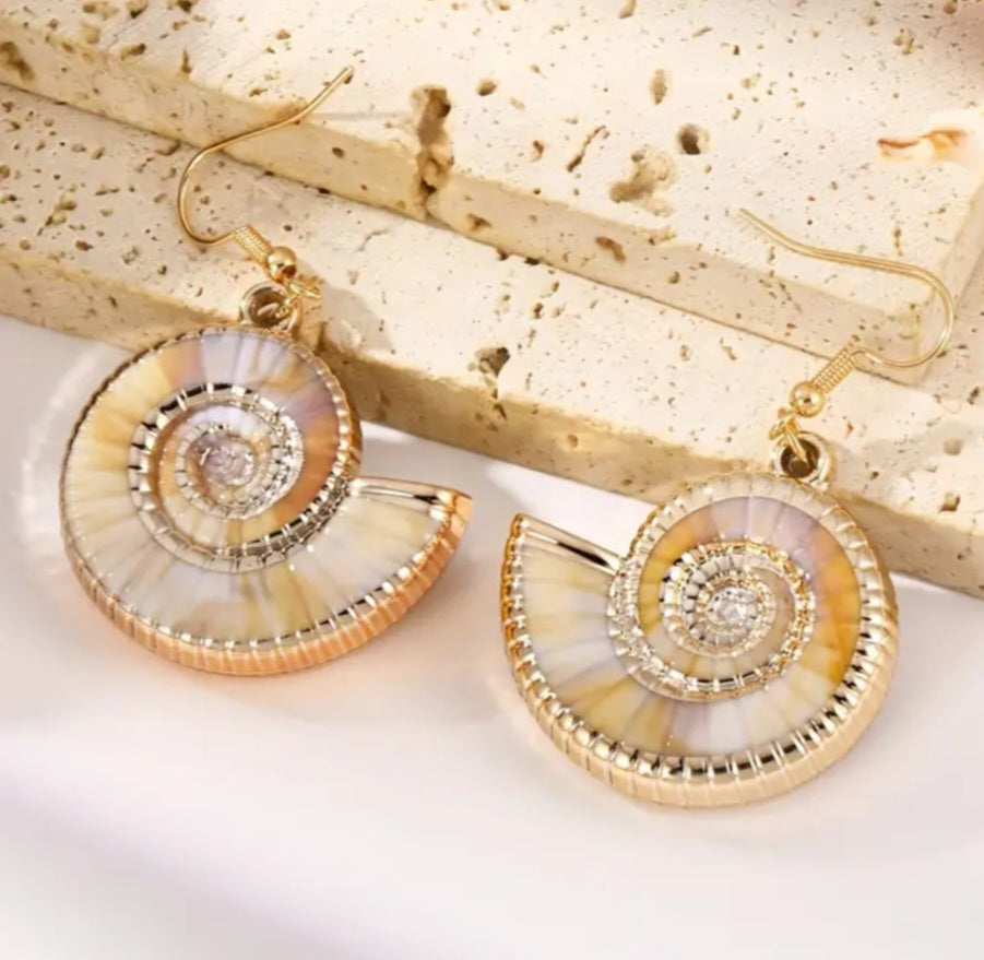 Conch Style Shell Design Gold Plated Drop Dangle Earrings