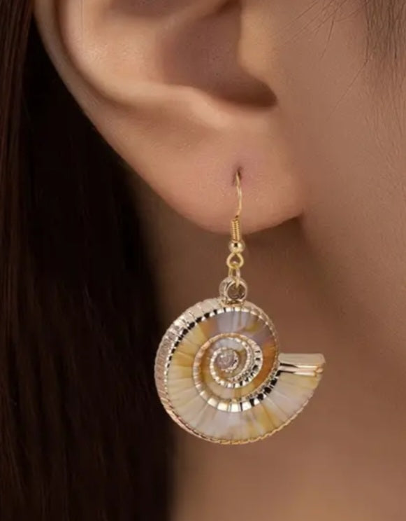 Conch Style Shell Design Gold Plated Drop Dangle Earrings