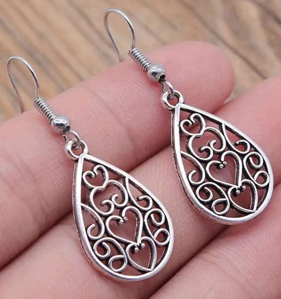 Filagree Triple Heart Tear Drop Design Silver Plated Drop Dangle Earrings