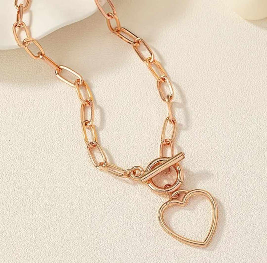 Classy Lightweight Rose Gold Plated Buckle Chain Hollow Heart Pendant Necklace