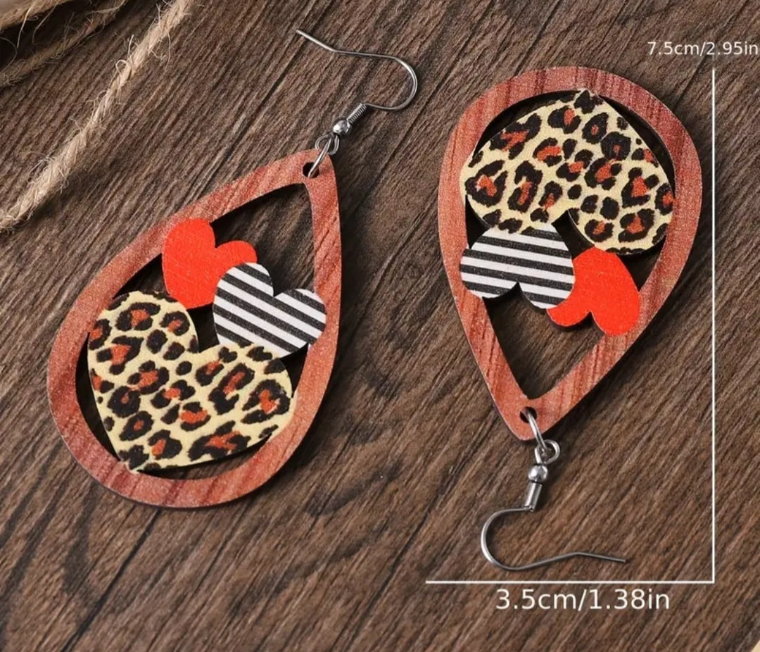 Fun Funky Wood Leopard Print Hearts Tear Drop Design Dangke Earrings