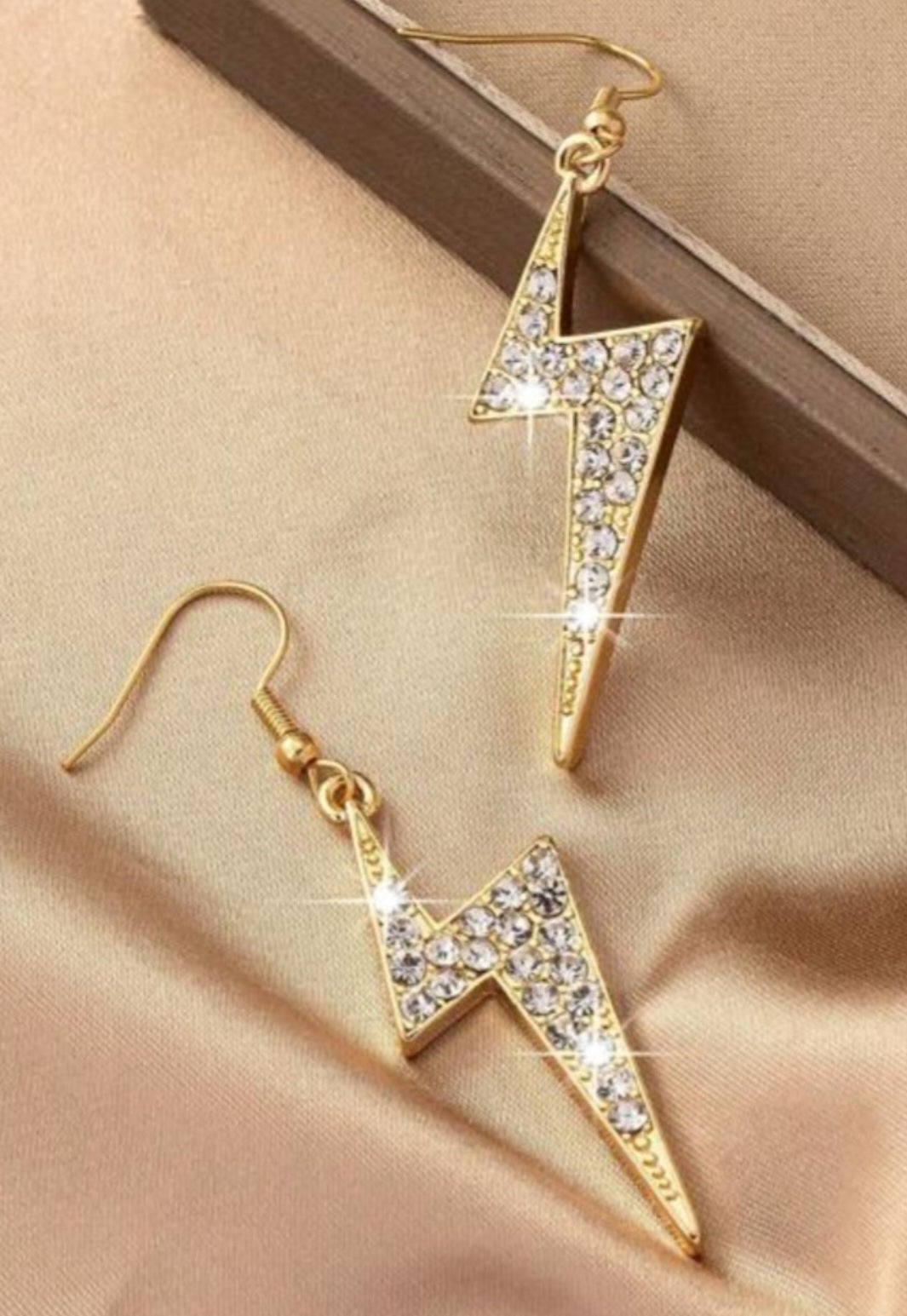 Bling Flashy Gold Plated Rhinestone Inlayed Lightning Bolt Drop Dangle Earrings