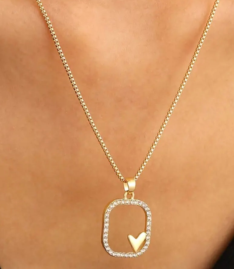 Gold Plated Stainless Steel Square Rhinestine Set Hallow Pendant With Heart Design Necklace