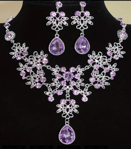 Breathtaking Showstopper Ultimate Bling Purple Rhinestone Crystal Silver Plated Necklace And Drop Earrings Set