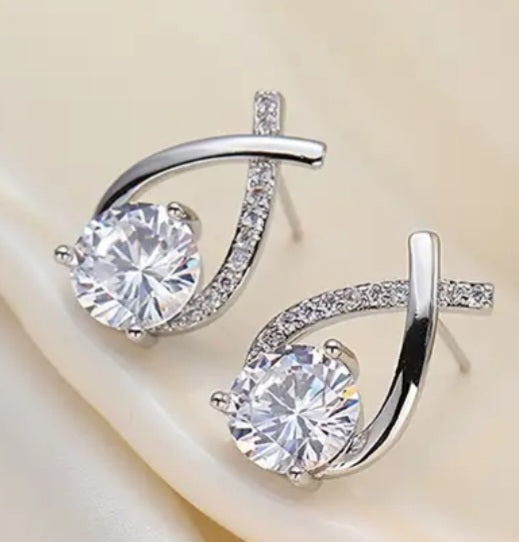 Classy Cross Design Elegant Silver Plated Crystal Rhinestone Stud Earrings