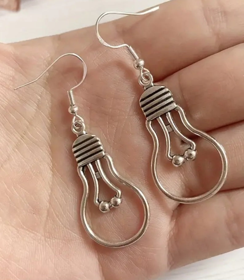 Bright Idea Retro Light Bulb Silver Plated Drop Earrings