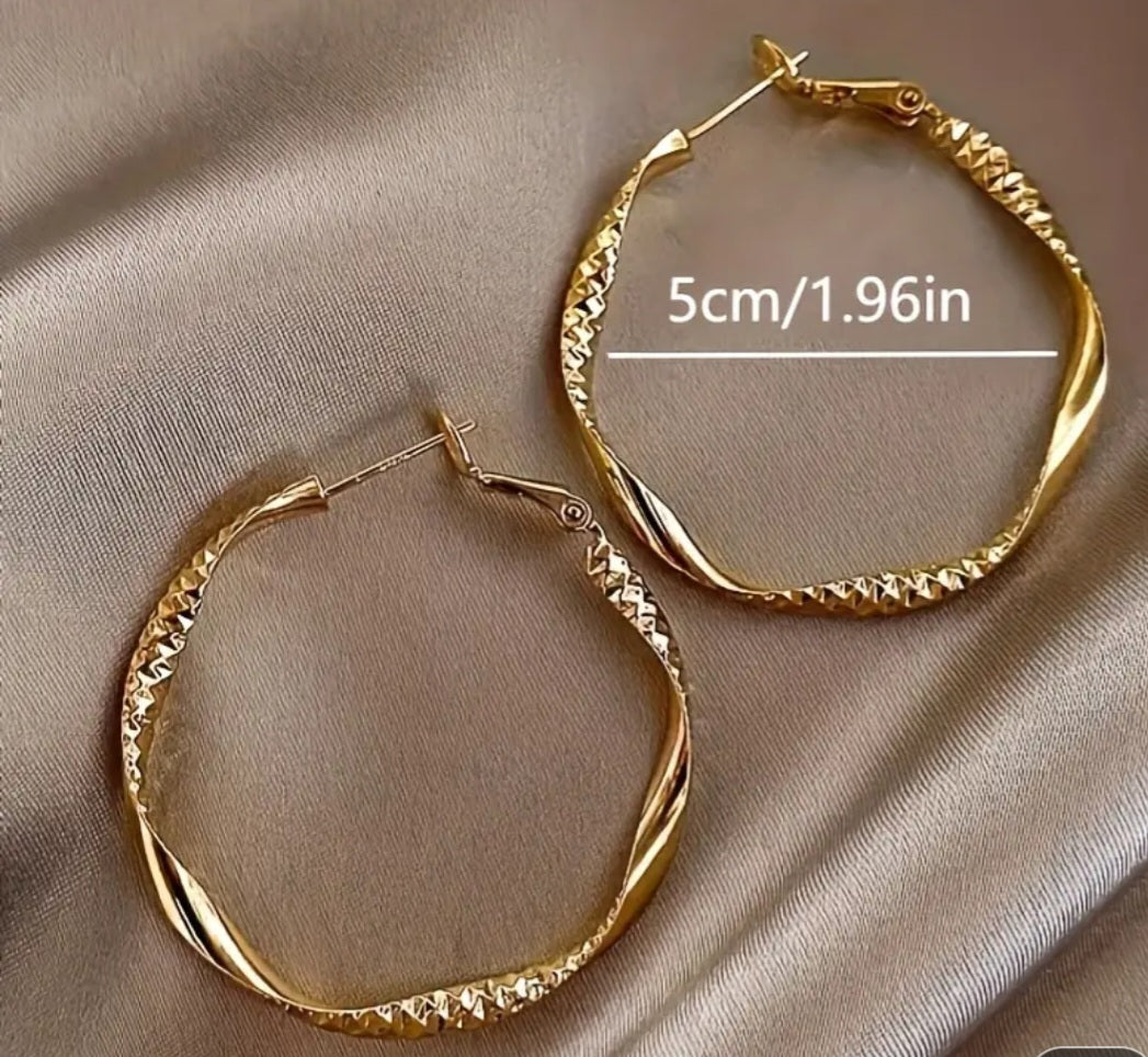 Large Hammered Metal Twist Design Gold Plated Lightweight Hoop Earrings