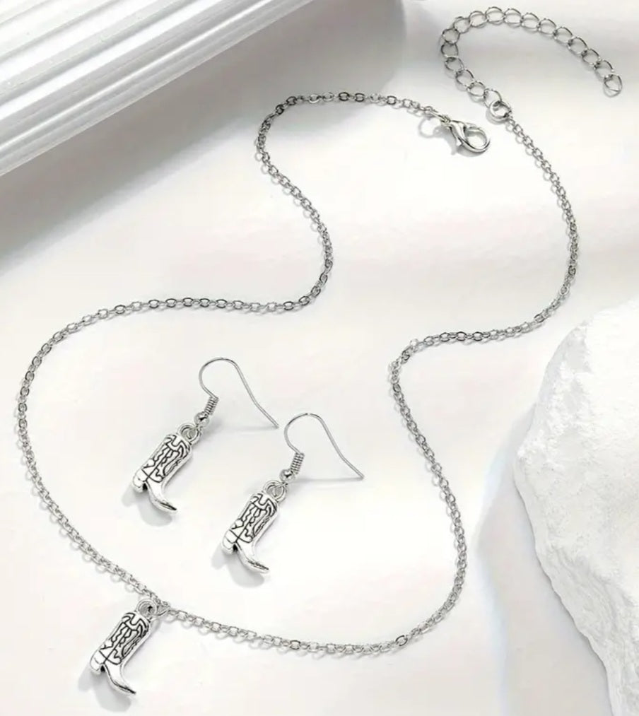 Dainty Cowboy Boots Western Design Silver Plated Necklace And Earring Set