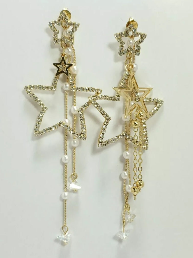 Cluster Of Rhinestone Encrusted Stars With Faux Pearl Tassles Stunning Gold Plated Dangle Drop Earrings