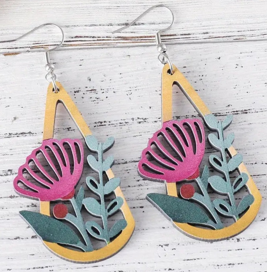 Beautiful Native Flower Design Tear Drop Wood Dangle Drop Earrings