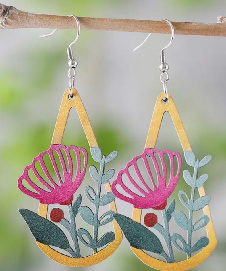 Beautiful Native Flower Design Tear Drop Wood Dangle Drop Earrings