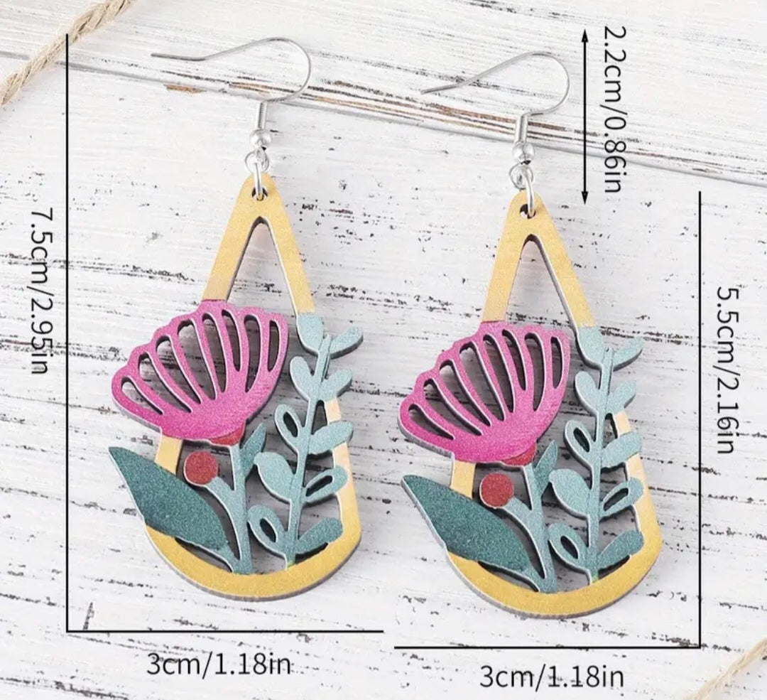 Beautiful Native Flower Design Tear Drop Wood Dangle Drop Earrings