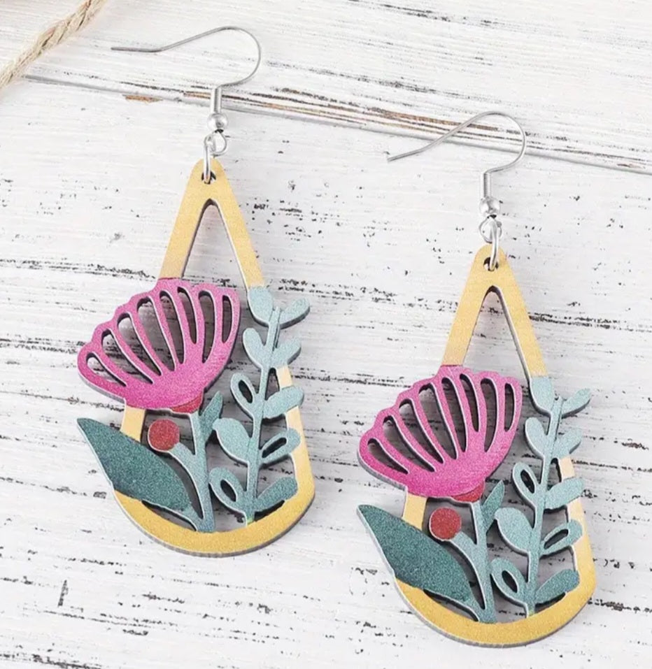 Beautiful Native Flower Design Tear Drop Wood Dangle Drop Earrings