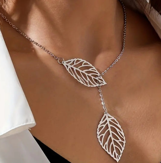 Beautiful Hollow Leaf Leaves Design Silver Plated Thin Chain Necklace