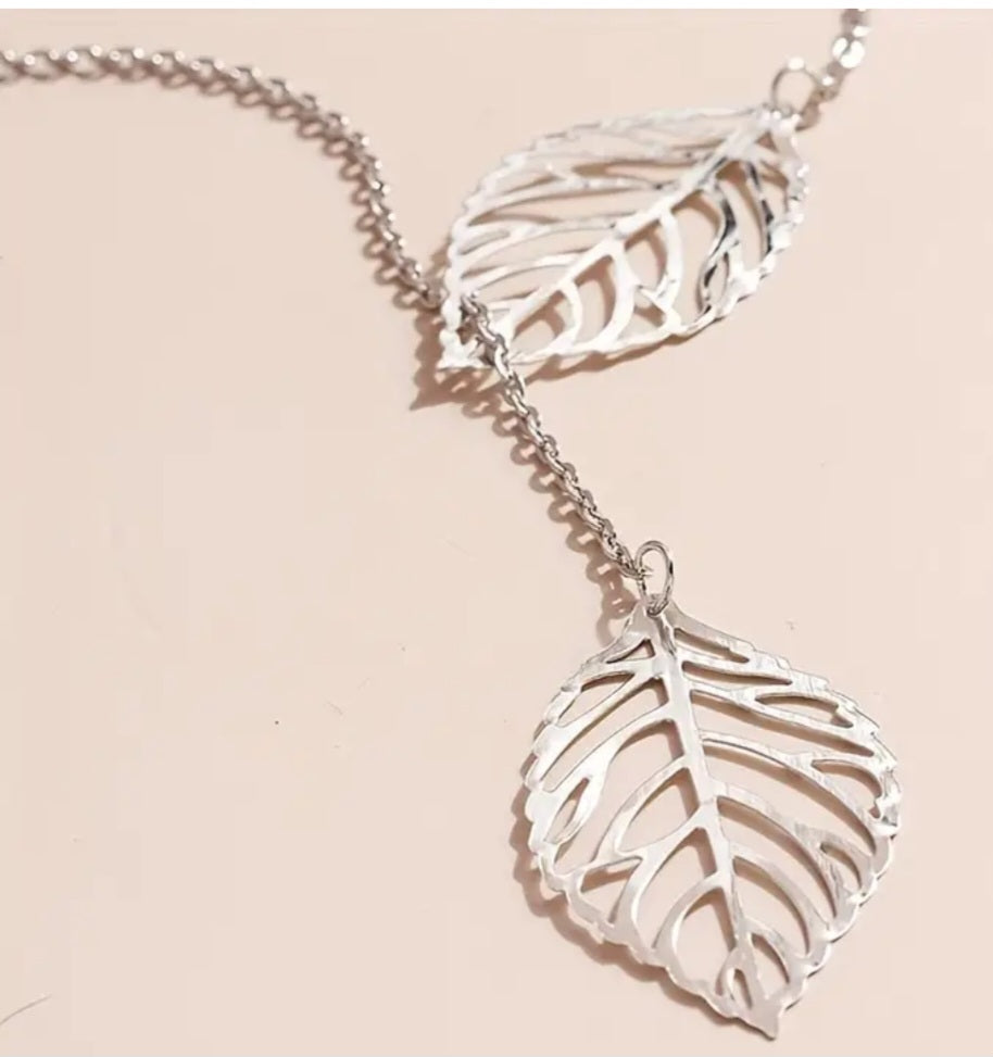 Beautiful Hollow Leaf Leaves Design Silver Plated Thin Chain Necklace