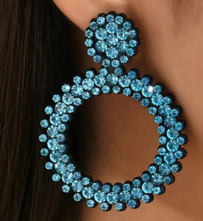 Large Bright Felt Backed Super Lightweight Lake Blue Crystal Rhinestone Retro Circle Ring Design Drop Earrings