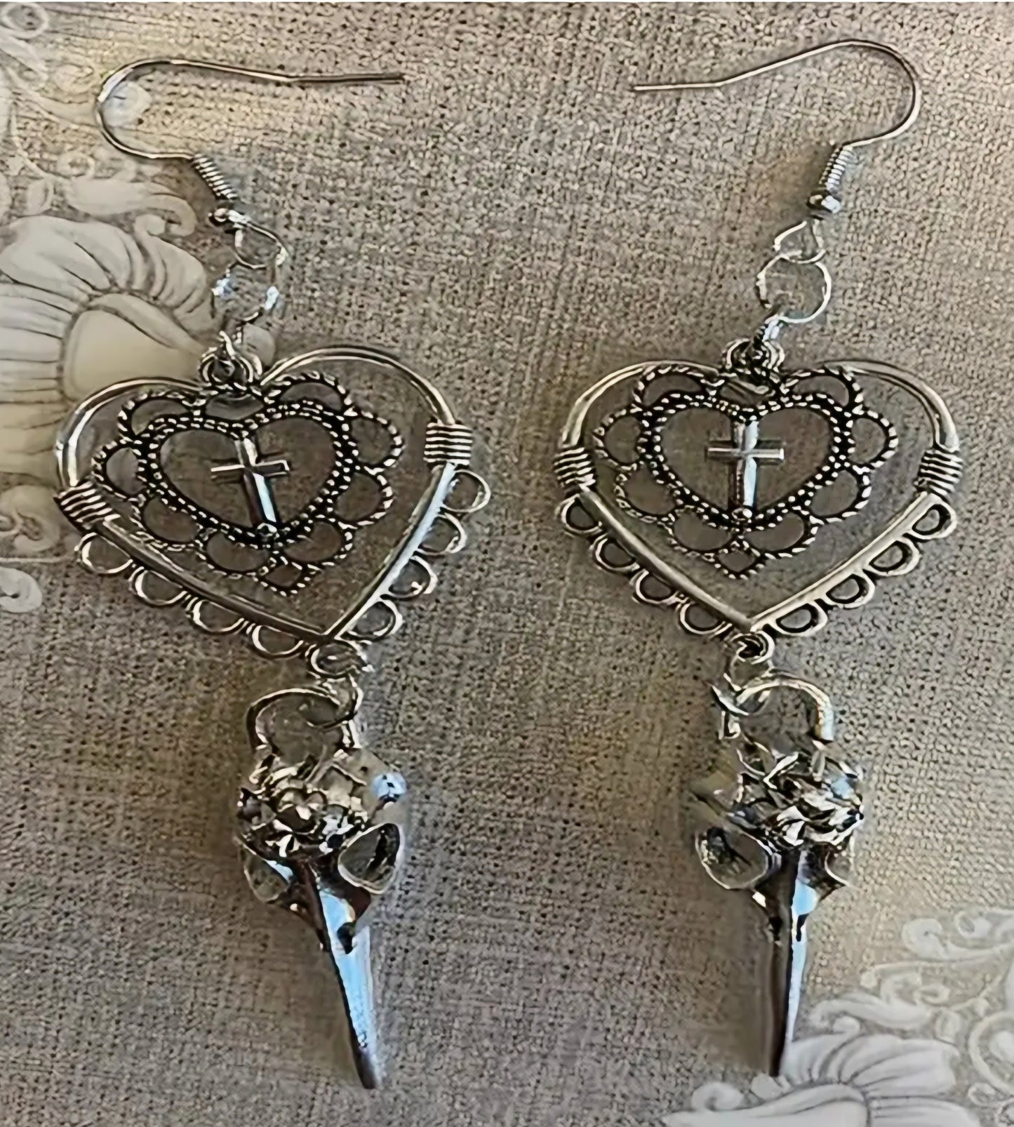 Crow Raven Beak Flower Skull Bird Mask Gothic Heart Silver Plated Cross Drop Dangle Earrings