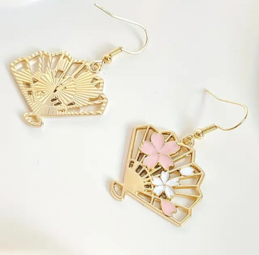 Gold plated Floral Flowers Fan Design Drop Earrings