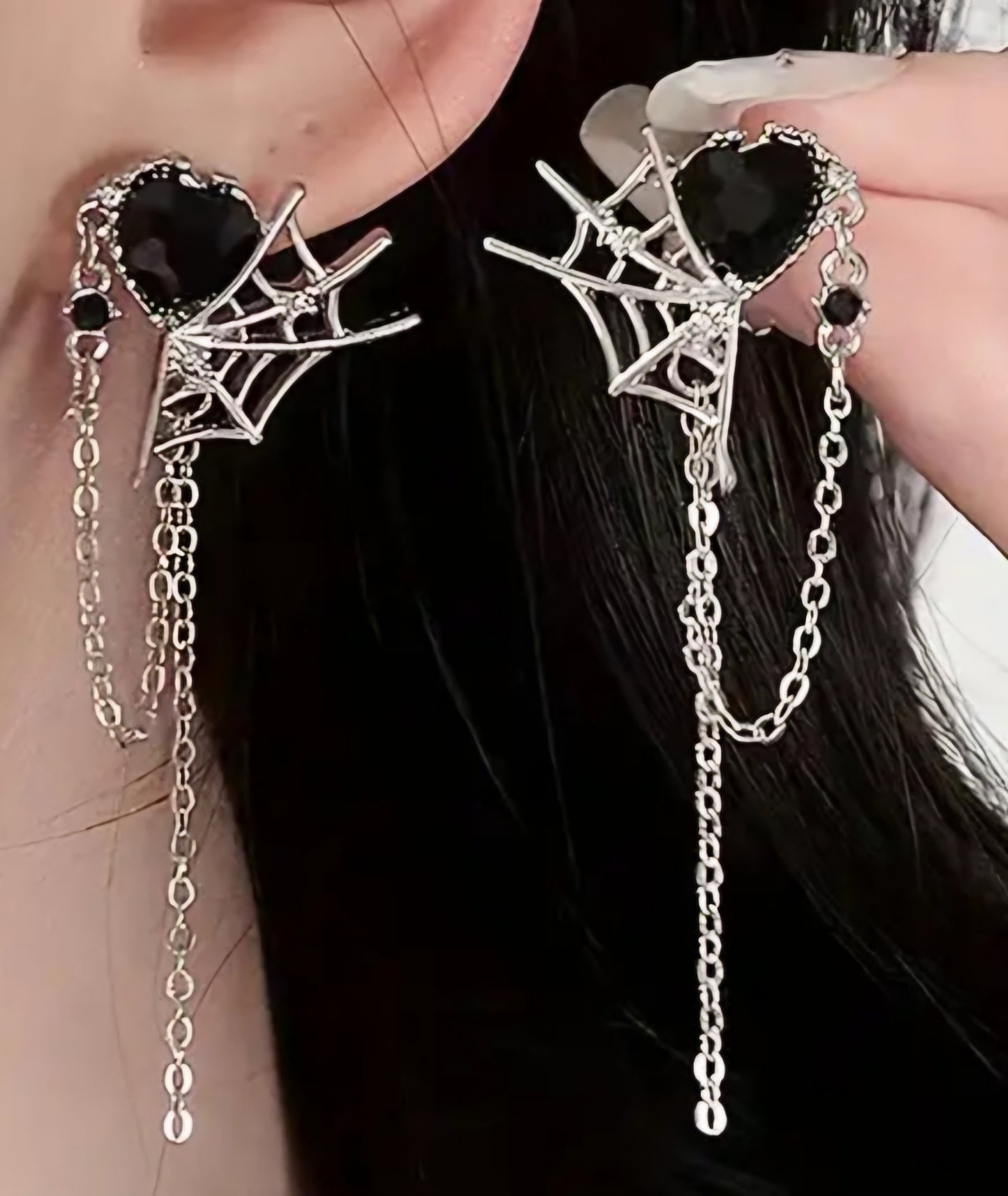 Gothic Black Rhinestone Heart Silver Plated Spider Web With Chain Design Halloween Stud Earrings