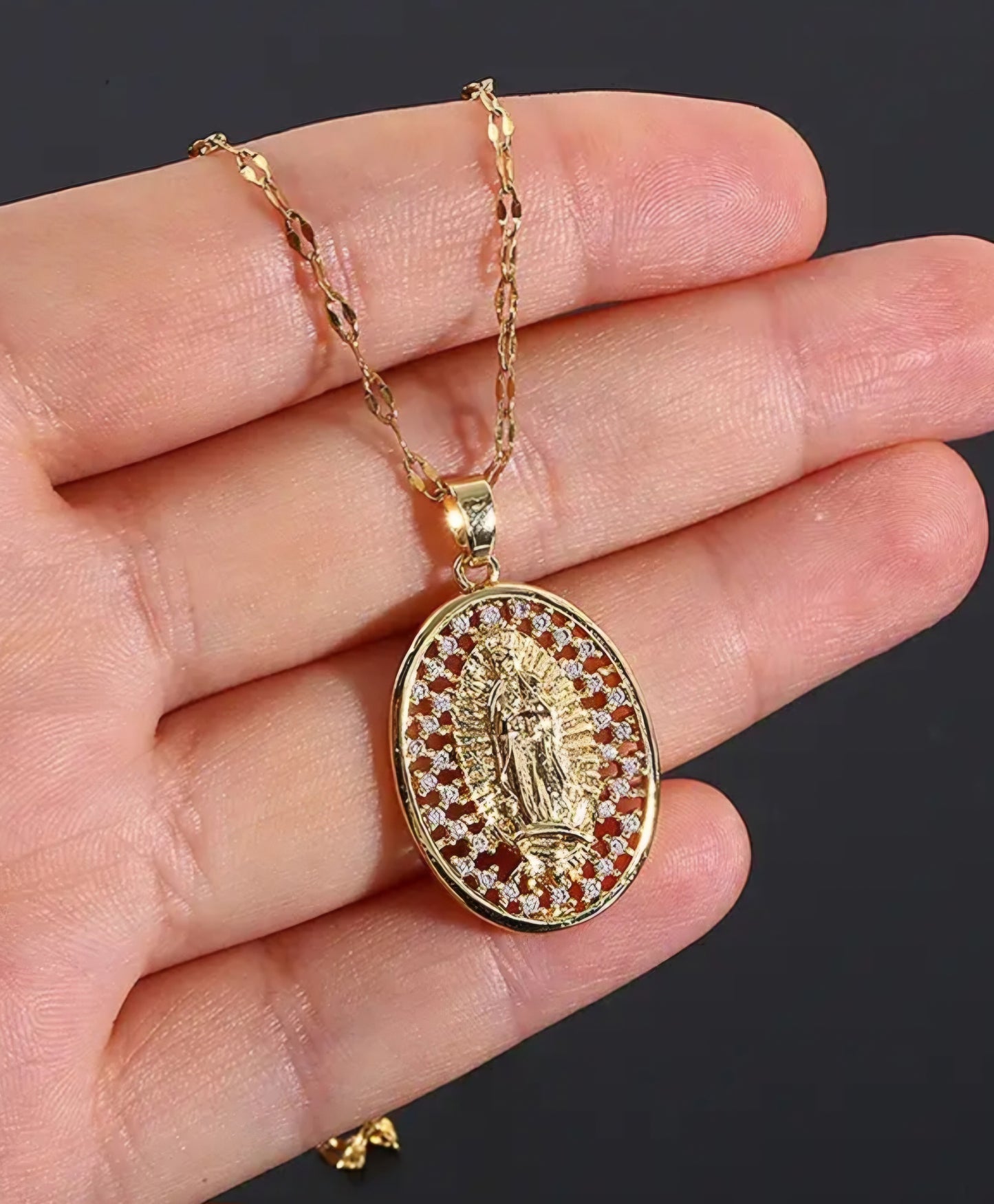 Gold Plated Copper Cubic Zircon Madonna Our Lady Virgin Mary Faith And Love Antique Classic Look Fancy Pendant And Chain Necklace