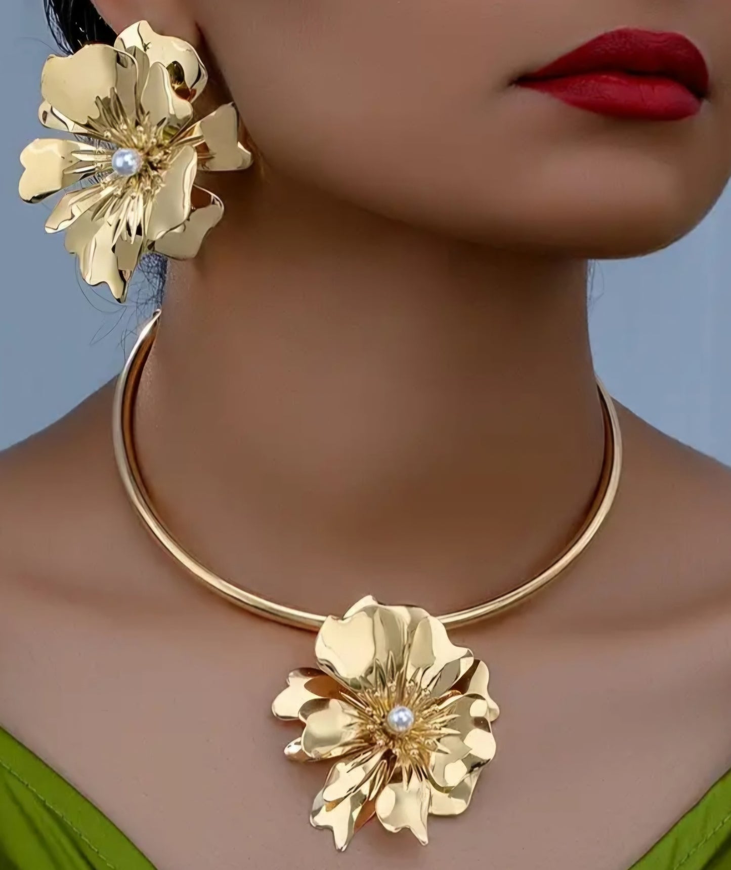 Gold Plated Faux Pearl Accent Giant Flower Floral Earrings  Necklace Choker Collar With Extender