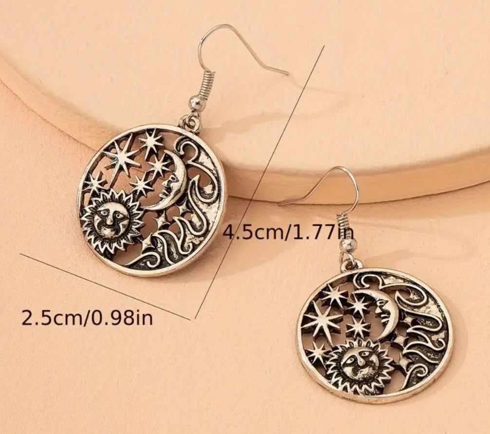 Antique Silver Tone Sun Moon Stars Design Circle Round Metal Dangle Earrings