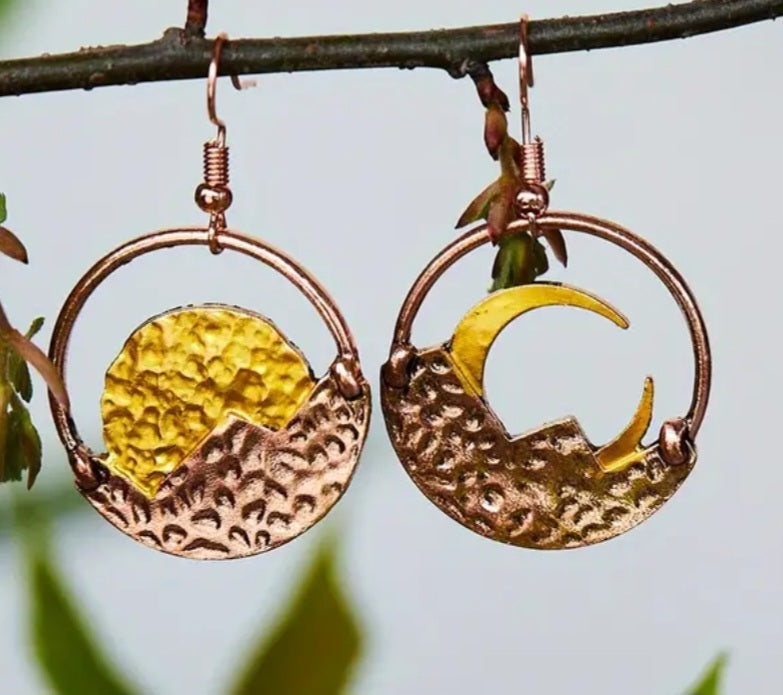 Copper Tone Hammered Metal Cresent Full Moon Design Circle Drop Dangle Earrings