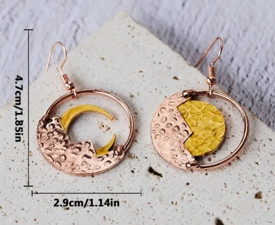 Copper Tone Hammered Metal Cresent Full Moon Design Circle Drop Dangle Earrings