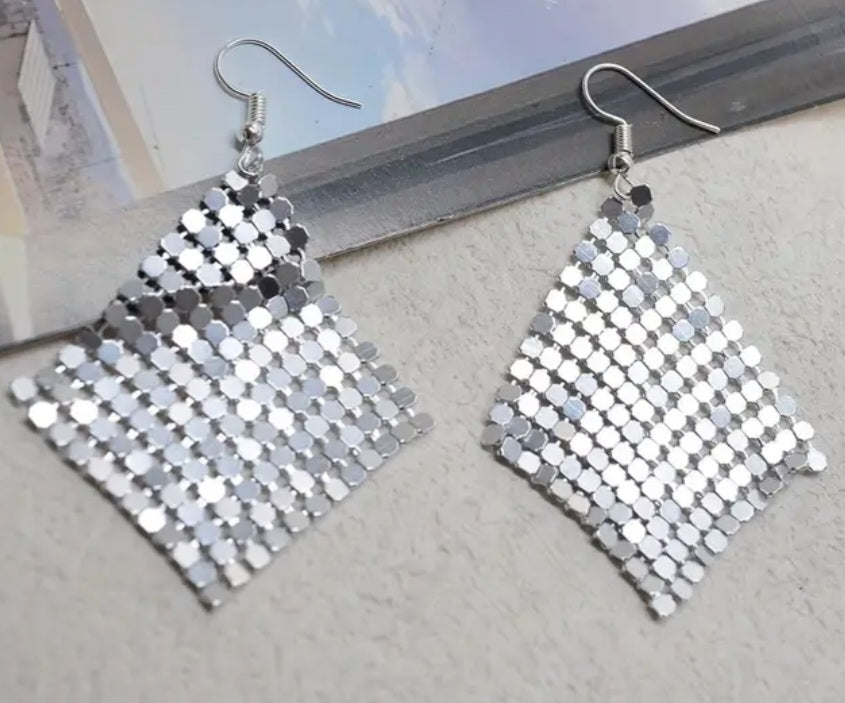 Chain Mail Disco Glo Mesh Inspired Metal Silver Drop Dangle Earrings