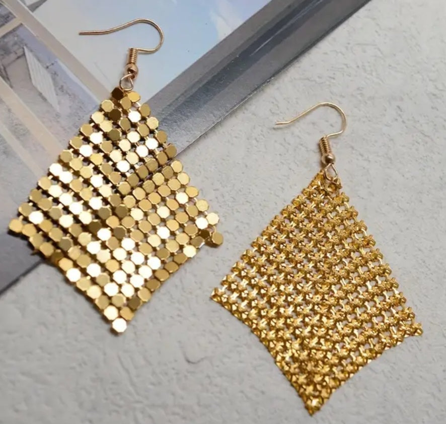 Chain Mail Disco Glo Mesh Inspired Metal Gold Drop Dangle Earrings