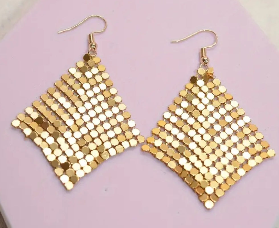 Chain Mail Disco Glo Mesh Inspired Metal Gold Drop Dangle Earrings