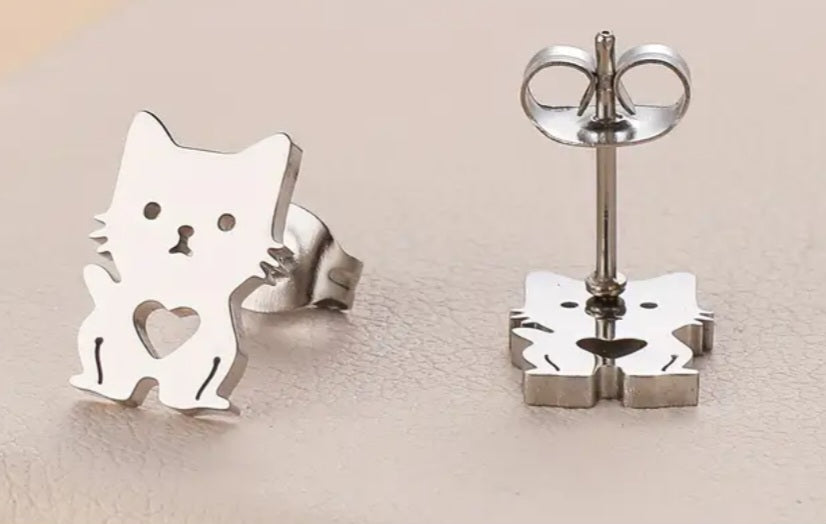 Adorable Cat Kitty Heart Design Silver Plated Stainless Steel Small Teeny Stud Earrings