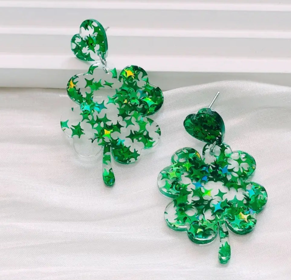 Acrylic Four Leaf Heart Drop Transparent Glitter Sparkle Green Design Saint Patrick's Day Dangle Earrings