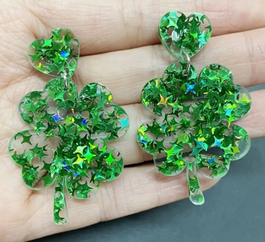 Acrylic Four Leaf Heart Drop Transparent Glitter Sparkle Green Design Saint Patrick's Day Dangle Earrings