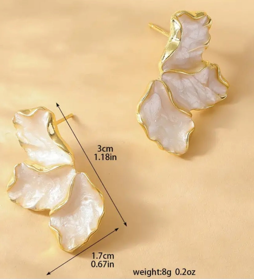 Enamel Gold Edge Floral Flower Petal Fancy Scalloped Small Stud Earrings