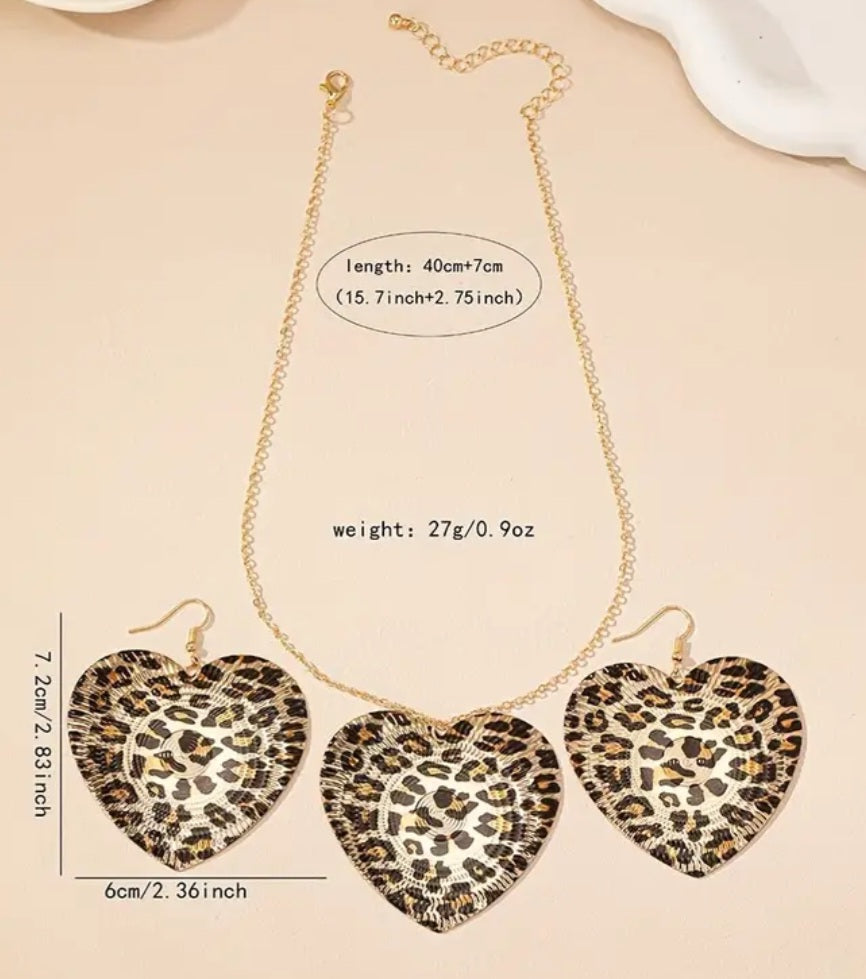 Giant Leopard Print Pin-Up Design Metal Heart Shaped Earrings Necklace