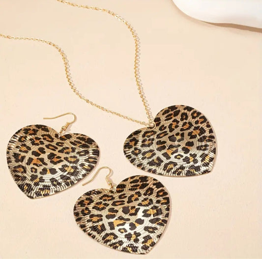 Giant Leopard Print Pin-Up Design Metal Heart Shaped Earrings Necklace