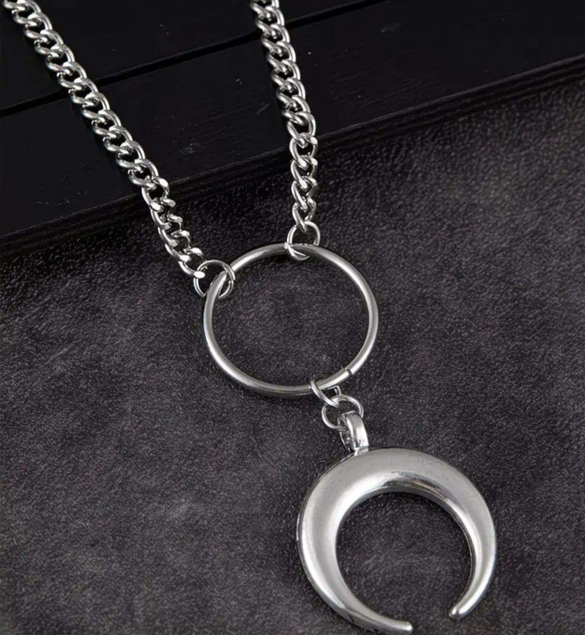 Chain Link Crescent Moon  O Ring Link Pendant Gothic Punk Design Silver Plated Necklace