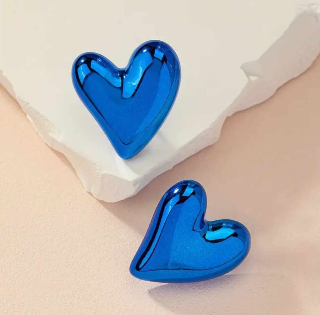 Large Shiny Blue Heart Plastic Stud Earrings