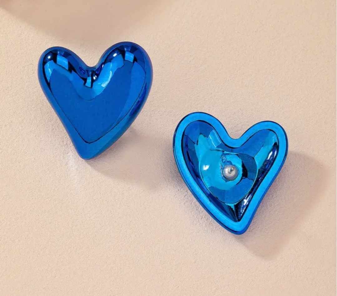 Large Shiny Blue Heart Plastic Stud Earrings