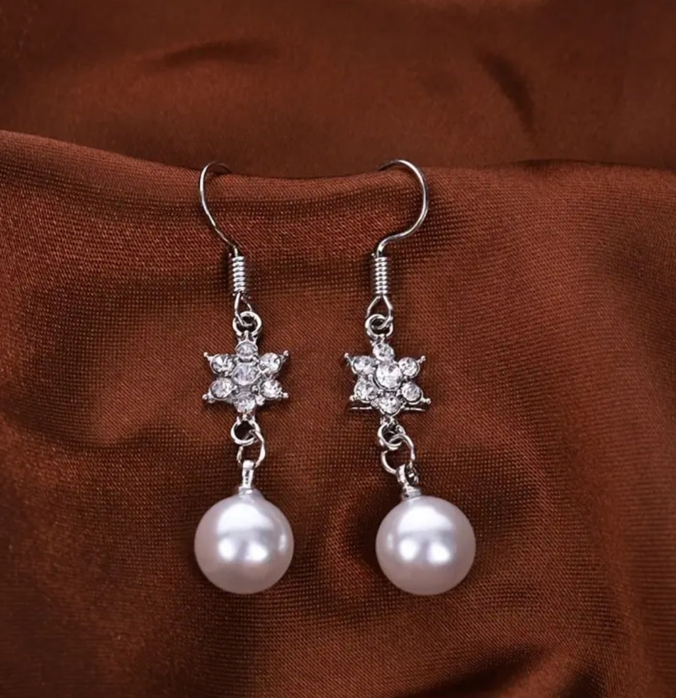 Bling Faux Pearl Flower Drop Rhinestone Inlay Silver Plated Small Dangle Earrings