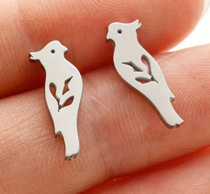Adorable Parrot Cockatiel Design Silver Plated Stainless Steel Small Teeny Stud Earrings