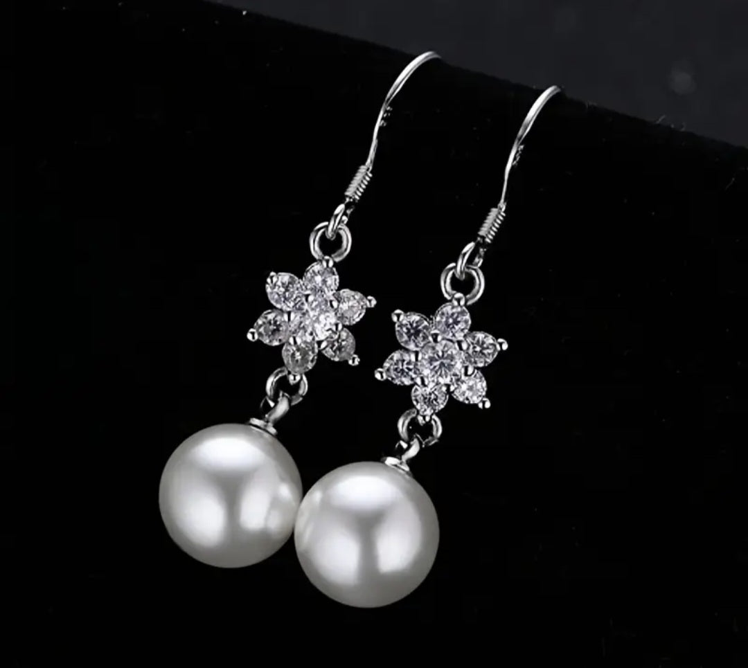 Bling Faux Pearl Flower Drop Rhinestone Inlay Silver Plated Small Dangle Earrings