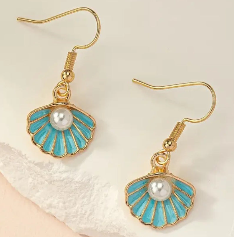 Enamel Painted Gold Plated Faux Pearl Blue Scalloped Shell Design Drop Dangle Earrings